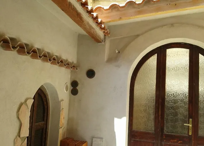 Casa Dell\'Artista Singola E Indipendente